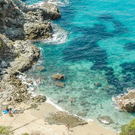 Apartamento 1 Bedroom Lovely In Ricadi