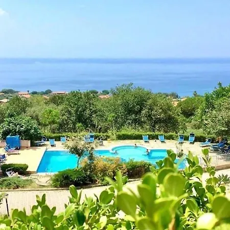 Apartamento 1 Bedroom Lovely In Ricadi
