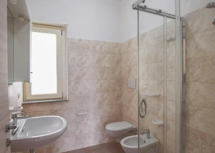 公寓 1 Bedroom Lovely In