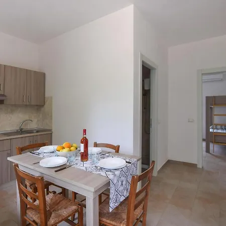 1 Bedroom Lovely In Ricadi